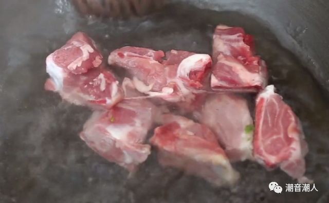 ���ܲ�ݩ��������������