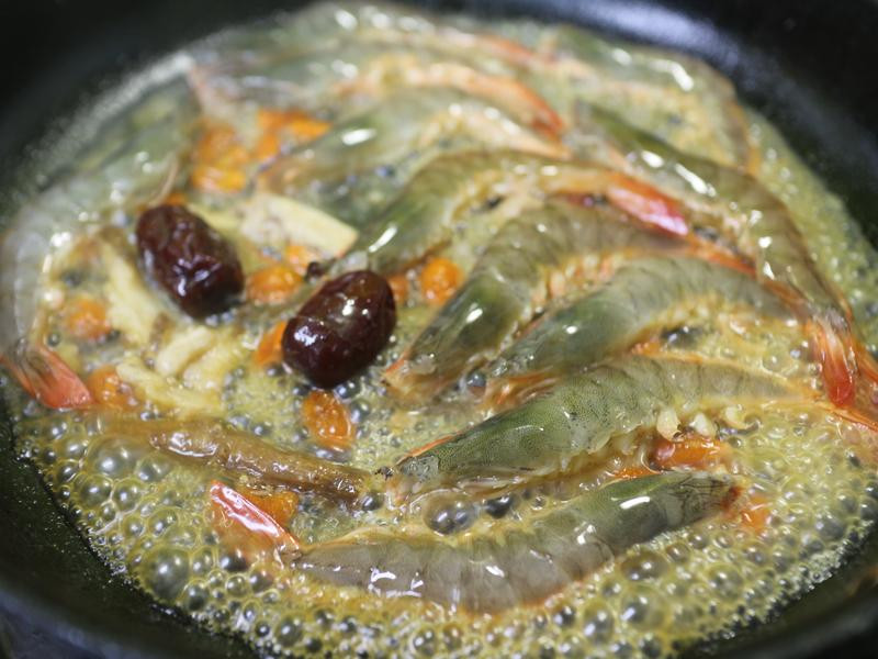 ���˾�����Ϻ������