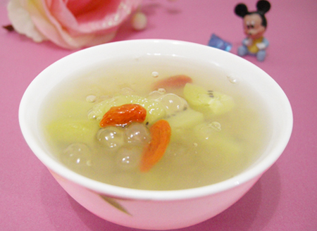 猕猴桃西米羹的做法