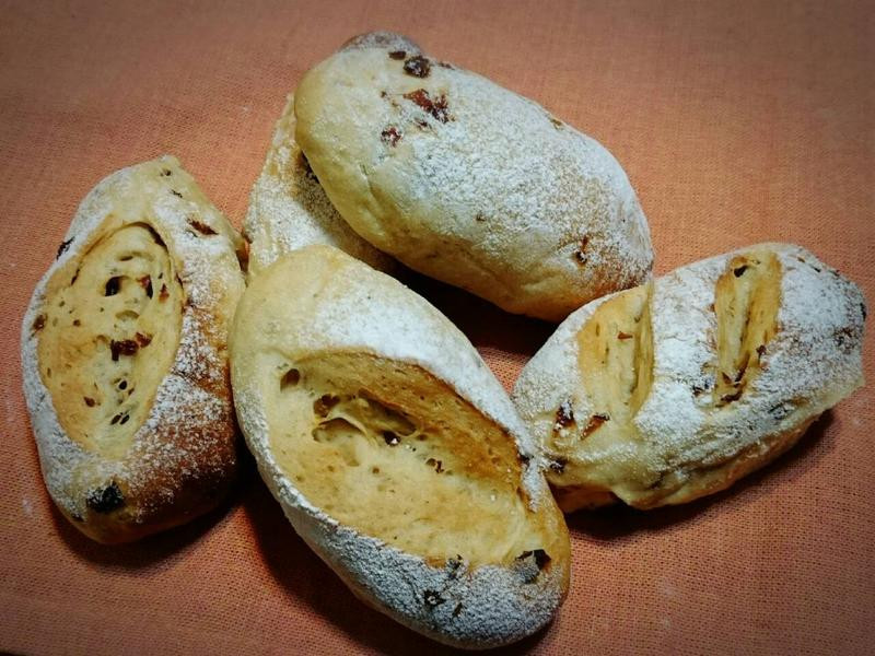 优格葡萄干软法面包的做法