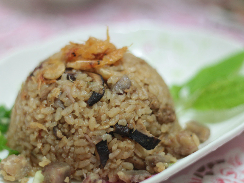 樱花虾芋头饭的做法