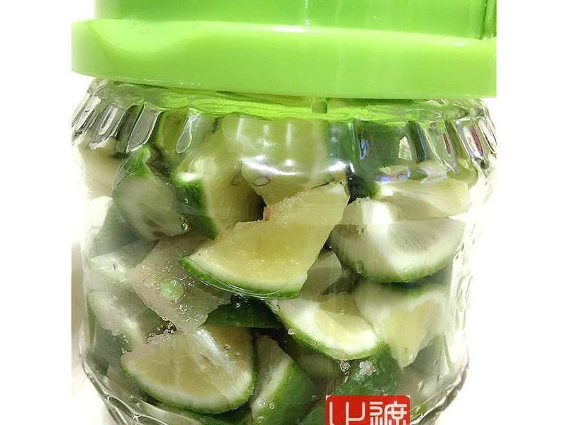 【浪漫一夏●玫瑰盐全柠檬七日渍】的做法