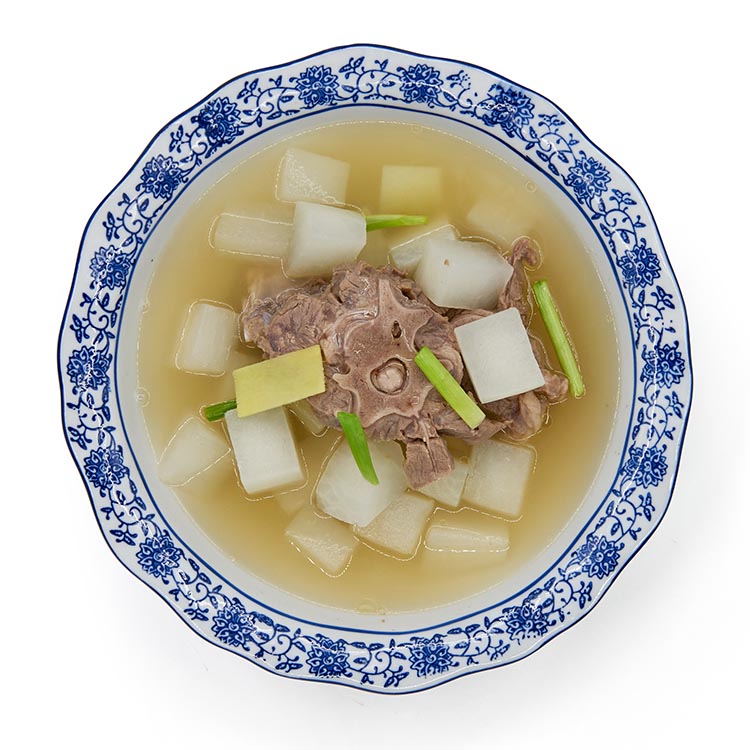 羊蝎子炖萝卜汤的做法