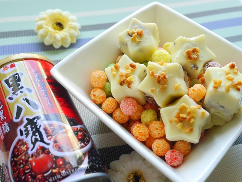 �����ɿ˺ڰ˱�ѩ�⡾̩ɽ���źڰ˱���������