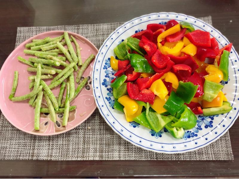 ��ʳը�ӱ�����Ұ�˵�����