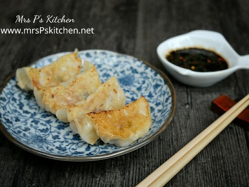 泡菜日式煎饺子【加自调酱汁】的做法