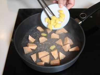 �𻨰׹�������ˮ������