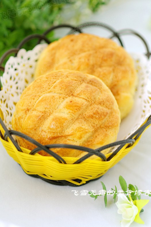 豆沙菠萝包的做法