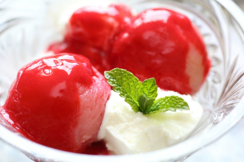 蜜桃冰激凌的做法