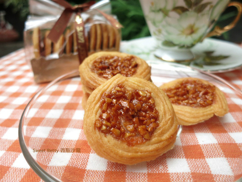 杏仁蜂蜜焦糖圈饼的做法