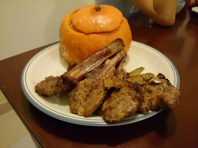 南瓜焗饭配香草煎羊架的做法