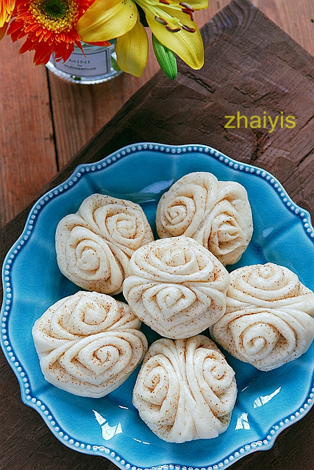 椒盐花卷儿的做法