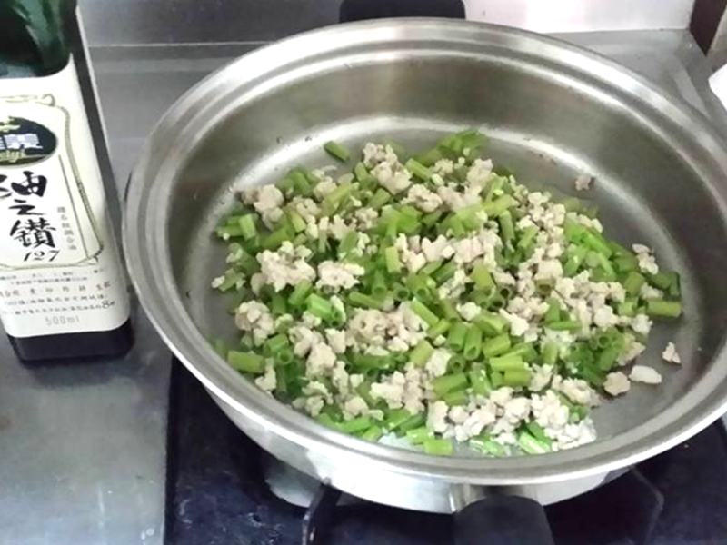 ���Ĳ˲�Ӭͷ������