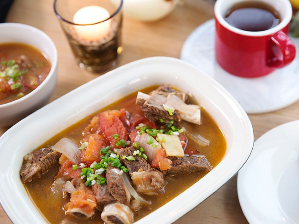 番茄炖牛肋骨的做法