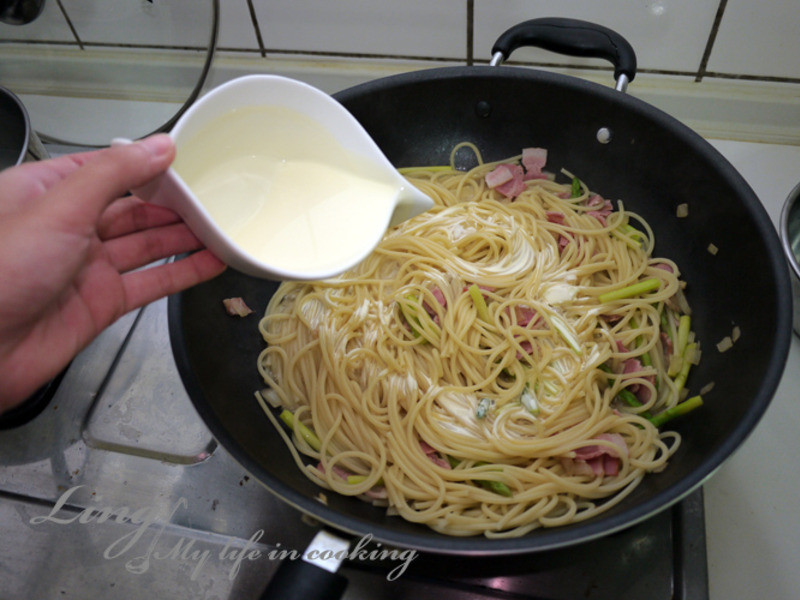 ��ʽ? «���������������� Asparagus Bacon cream pasta������