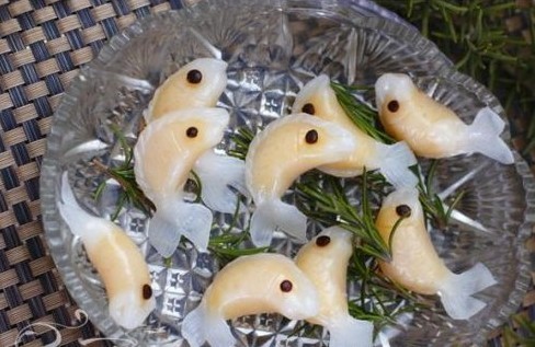 年年有鱼水晶饺:过年必吃的吉祥美点的做法