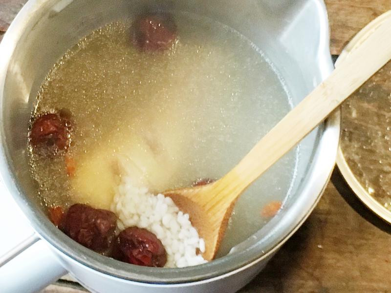 ���뼦�������������