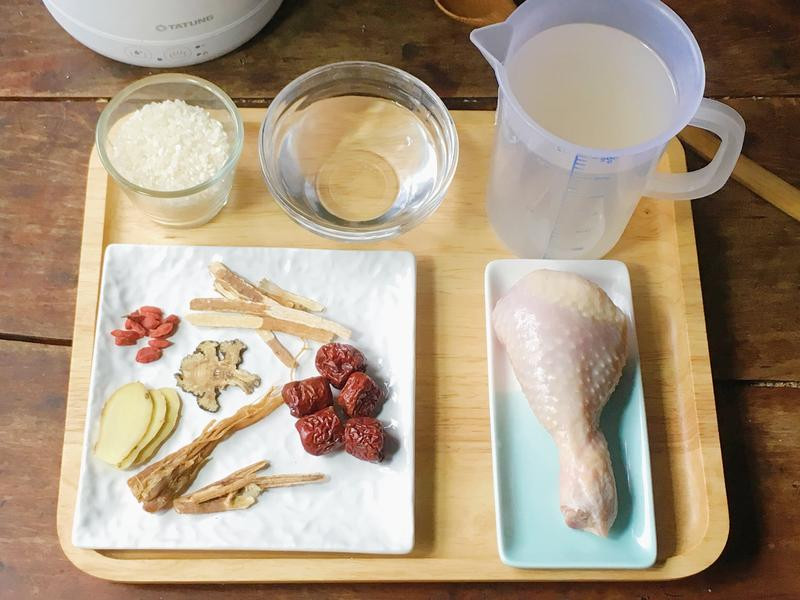 ���뼦�������������