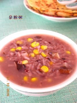 健康美味杂粮粥的做法