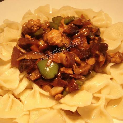 “蝴蝶意面”配中式酱汁的做法