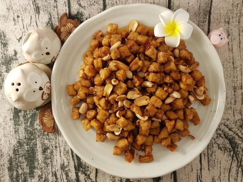 �����챴������