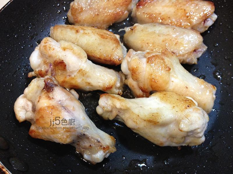 â�������������