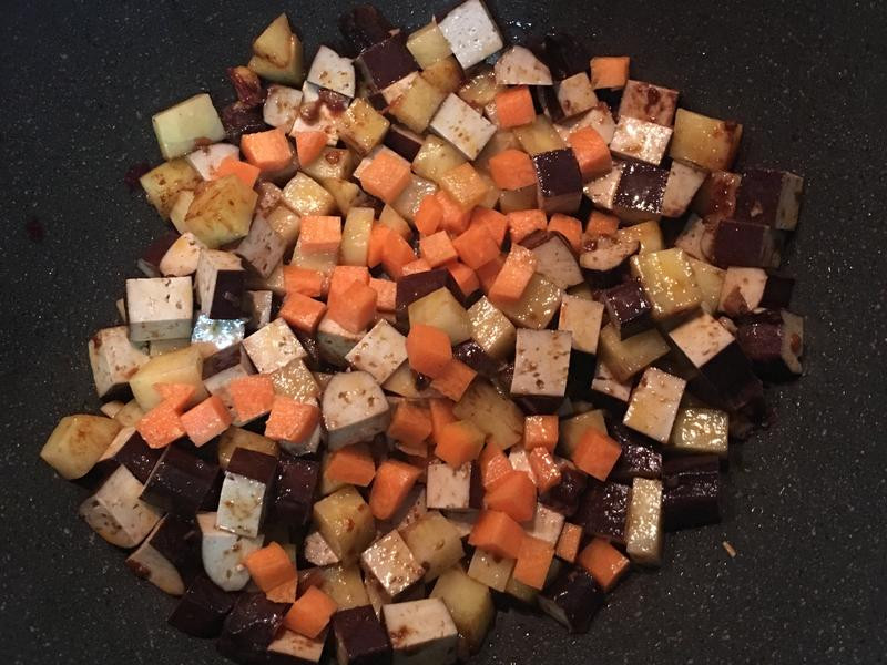 ���곴��ɫ������