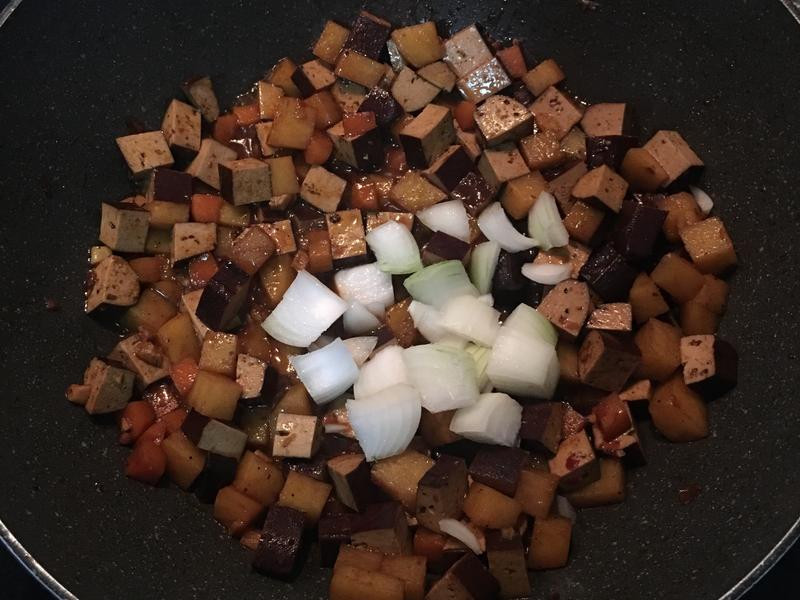 ���곴��ɫ������