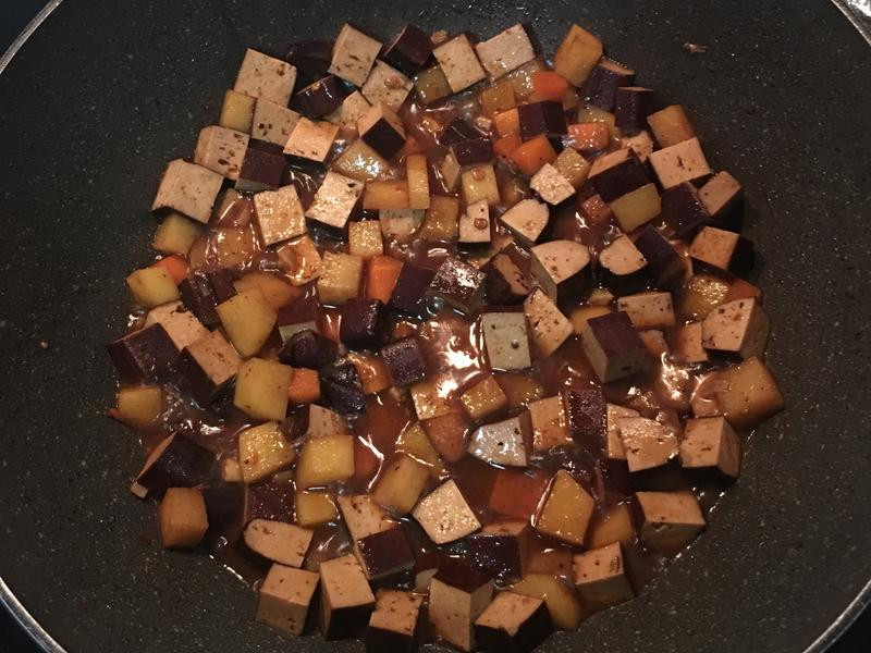 ���곴��ɫ������