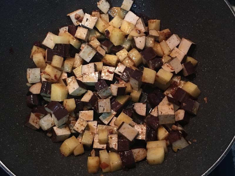 ���곴��ɫ������