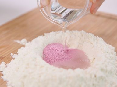 ��ߦӣ�����������