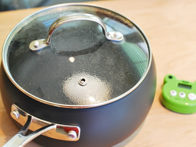 贝儿实验室。咖椰吐司与温泉蛋的做法