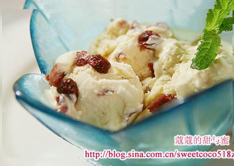 蔓越莓郎姆酒冰淇淋的做法