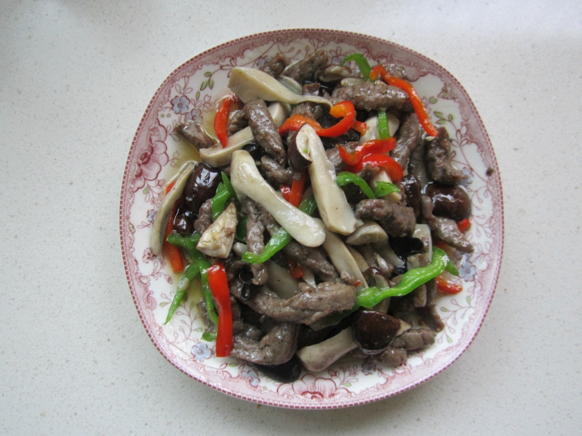 ���׳�ţ��������