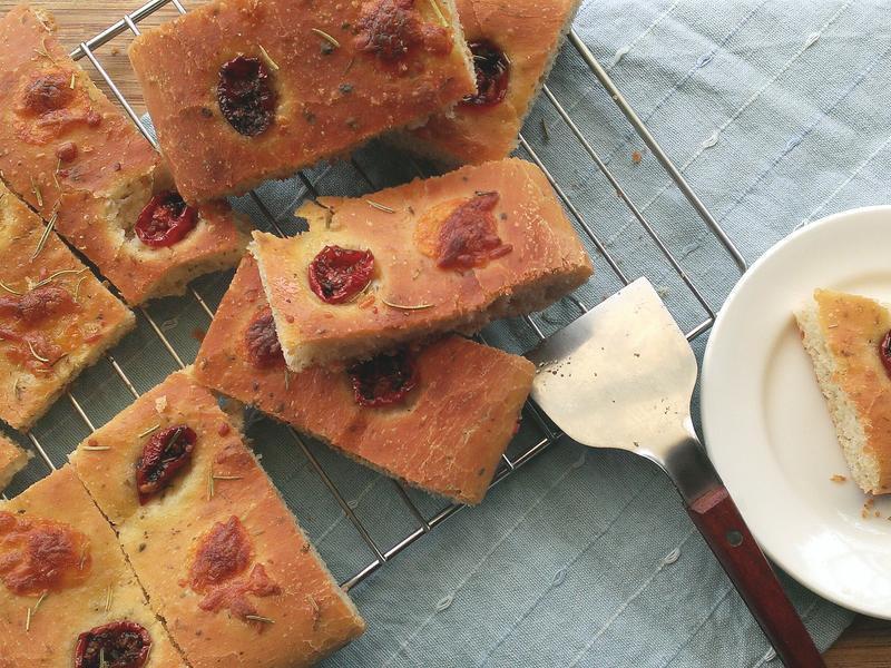 蕃茄起司佛卡夏 Focaccia的做法