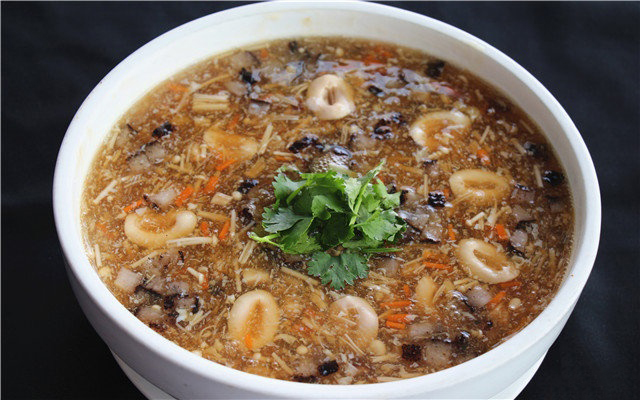 滋阴润燥【鸡茸海参汤】的做法