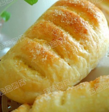 椰蓉面包的做法