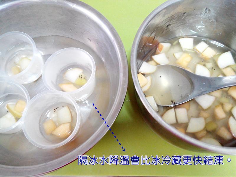 ˫ɫ�ʹ���β�ƶ�_С��������ʳ�е�����