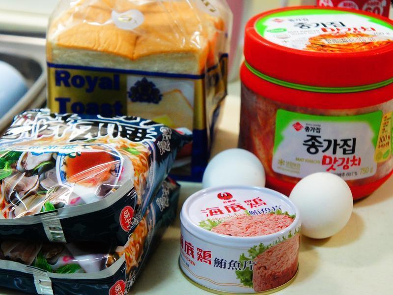 ���ϵ����к�ʽ�ݲ�����������˾������