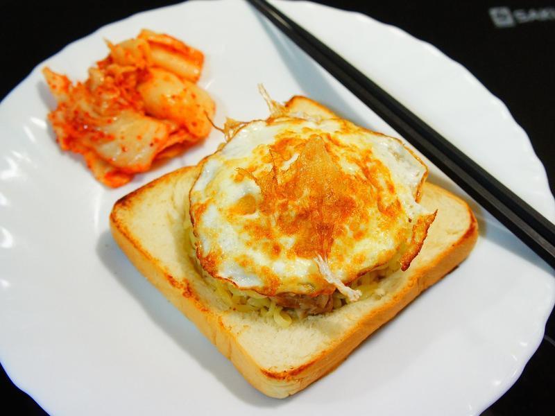 ���ϵ����к�ʽ�ݲ�����������˾������