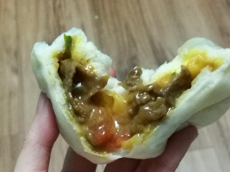 羊肉咖哩爆汤肉包的做法