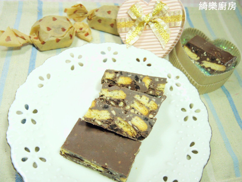 杏仁饼干巧克力的做法