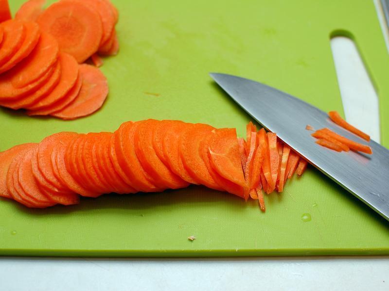 ºìÓÍ»¨ÉúÀ±°èÂܲ·Ë¿µÄ×ö·¨