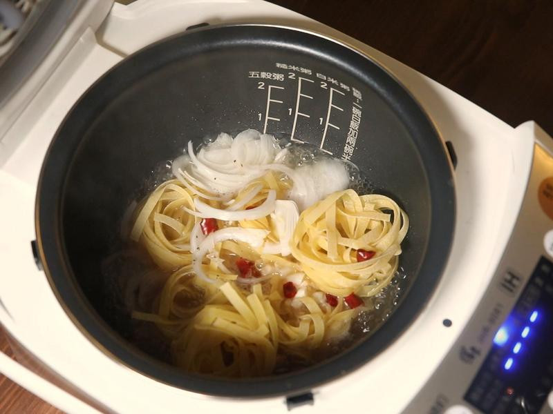 �����˾������������