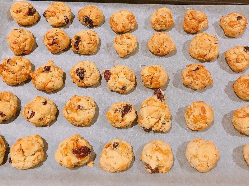 葡萄干玉米片曲奇饼干的做法