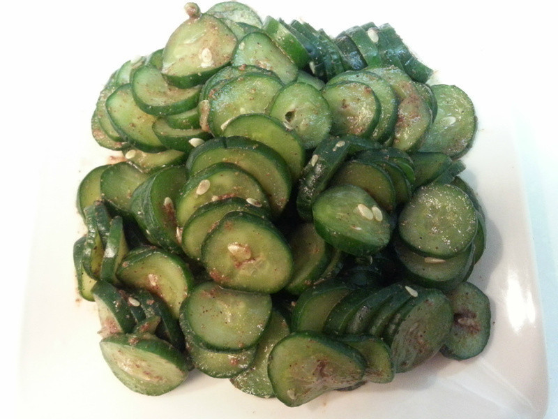 梅粉拌黄瓜的做法