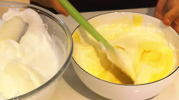 �ݷ絰�������