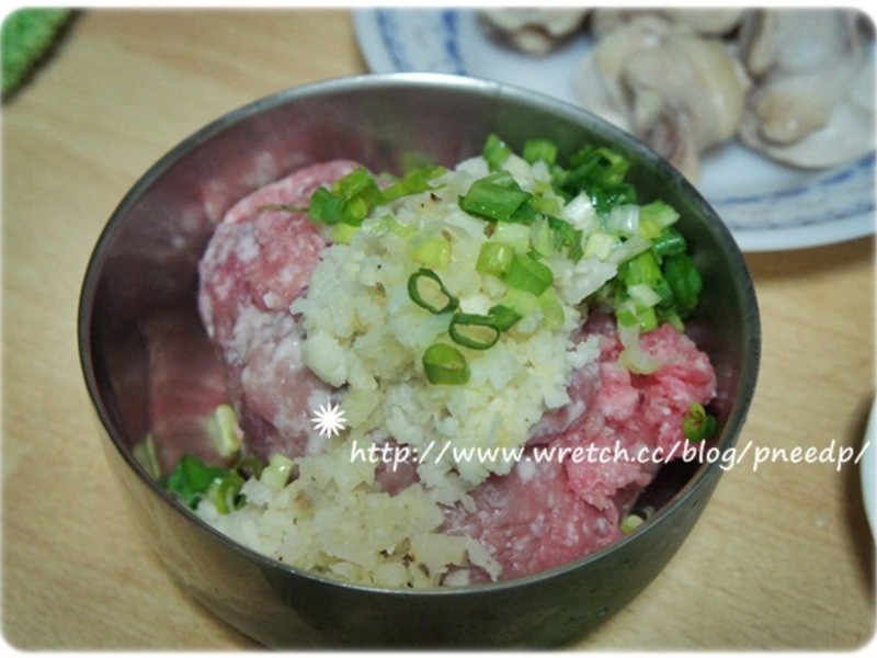 ������֮��Ө��͸�����������