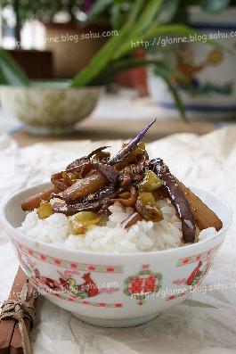 酱爆芋头花的做法