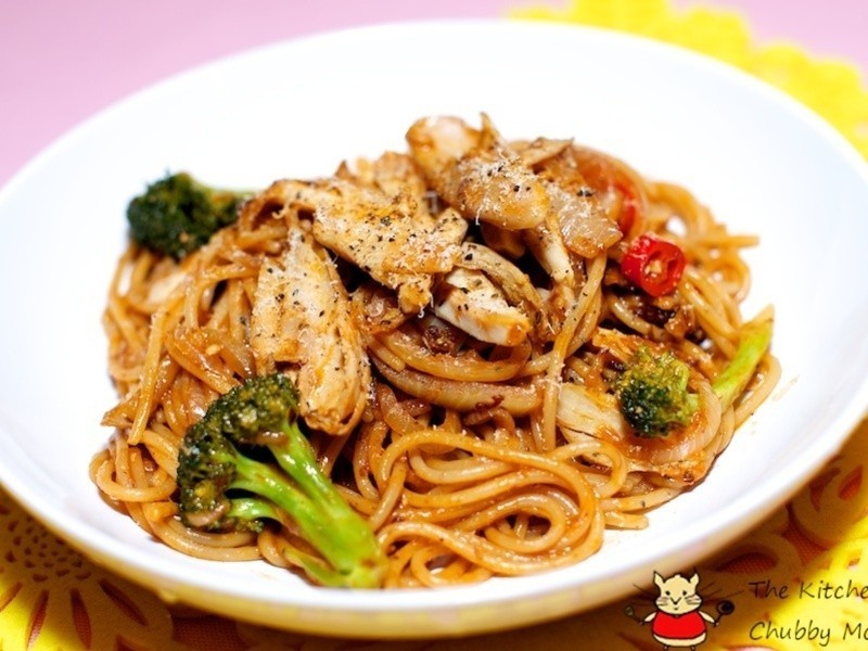 番茄红酒烤鸡直面-Costco烤鸡变身系列的做法